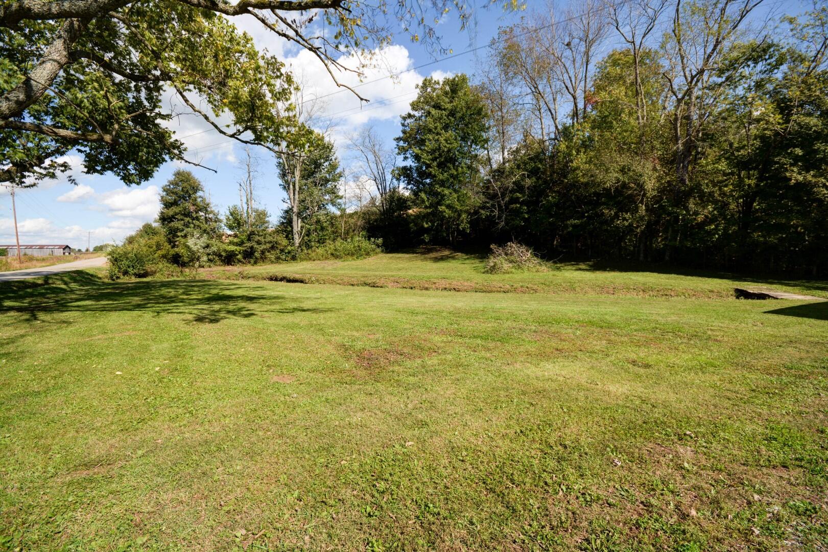 915 Kiddville Road Winchester, KY 40391 - Photo 19 of 24 DSC_7169_70_71 (Large)