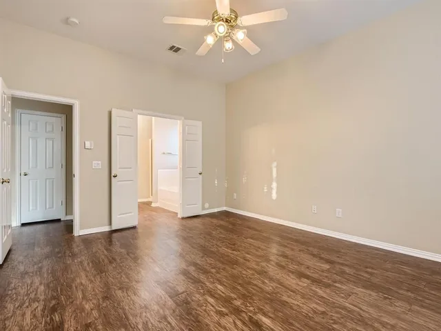 $2,800 | 5301 Lily Drive, Fort Worth, TX 76244