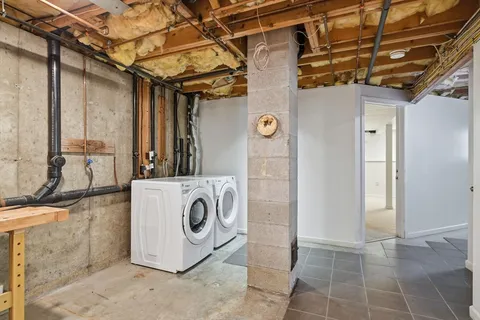 $489,000 | 138 West Street, Easthampton, MA 01027