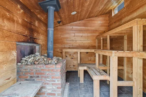$489,000 | 138 West Street, Easthampton, MA 01027