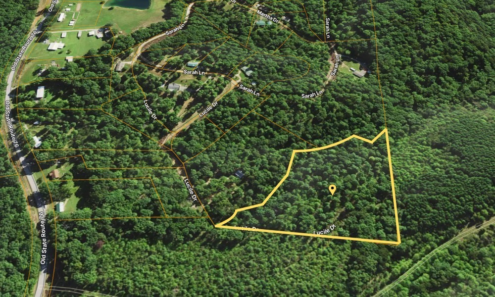 0 Amanda Road Dover, TN 37058 - Photo 12 of 26 a view of a small yard