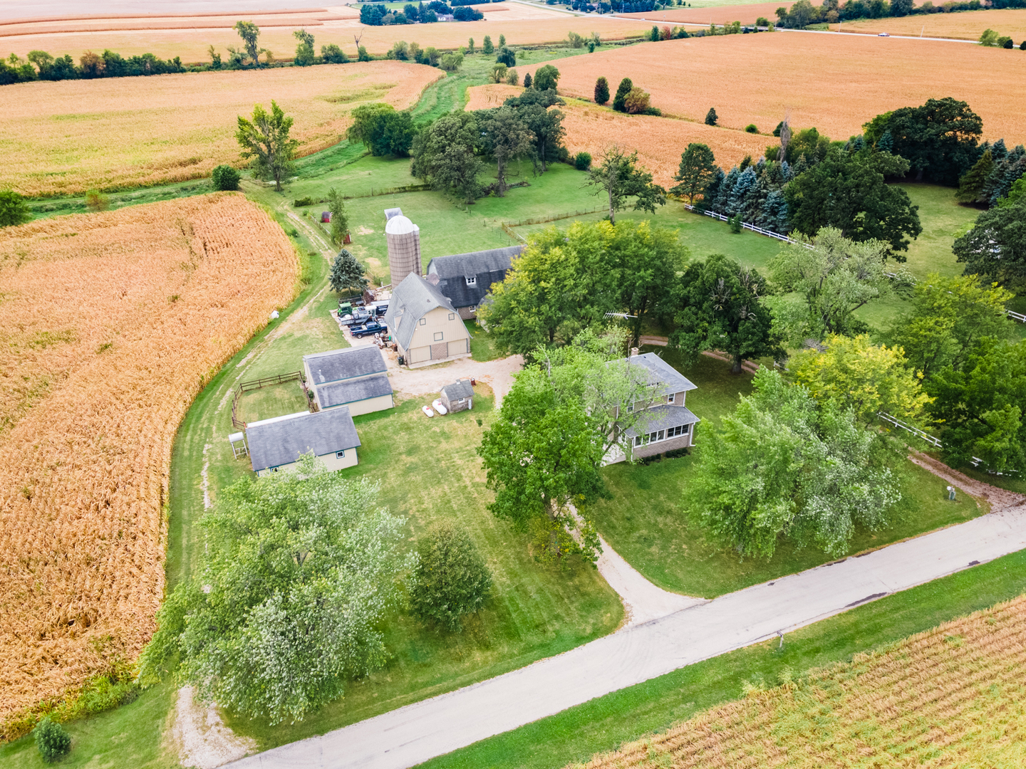 15346 Quigley Road Sycamore, IL 60178 - Photo 1 of 42 a view of a water pond with green field
