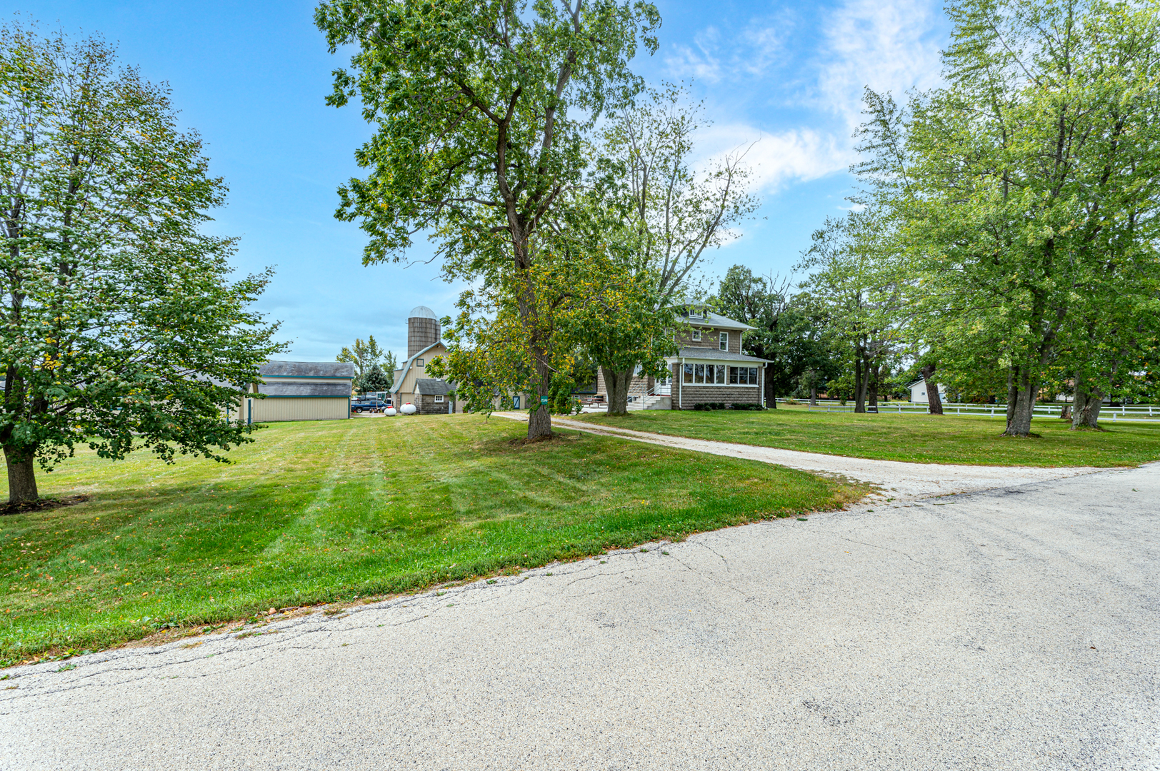 15346 Quigley Road Sycamore, IL 60178 - Photo 41 of 42 a view of a golf course