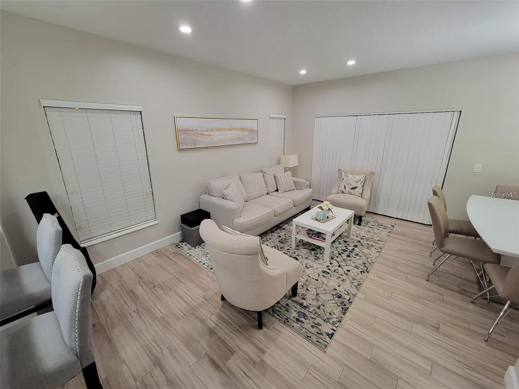 3355 Wilshire Way Road, Unit 13 Orlando, FL 32829 - Photo 7 of 17