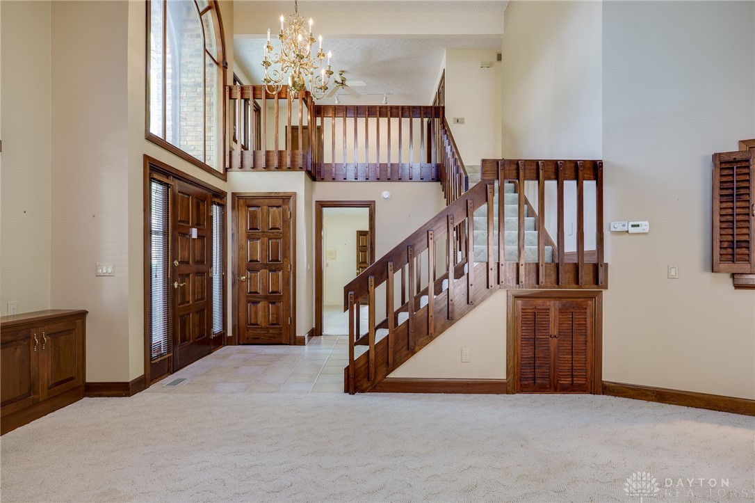875 Deer Run Road Dayton, OH 45459 - Photo 3 of 31 Gallery Image 3