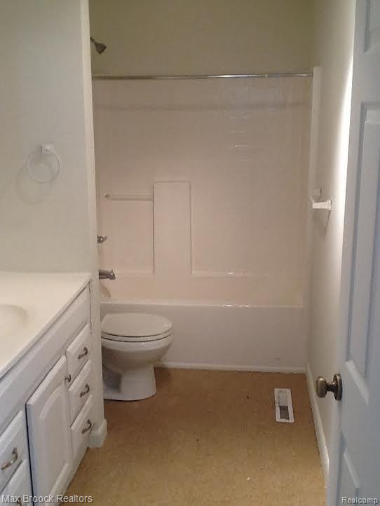 1144 Beta Road Walled Lake, MI 48390 - Photo 8 of 12 unnamed (6).jpg