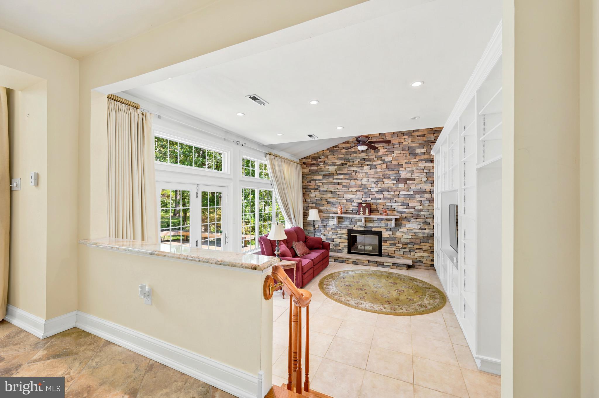 736 Summit Avenue Philadelphia, PA 19128 - Photo 26 of 34
