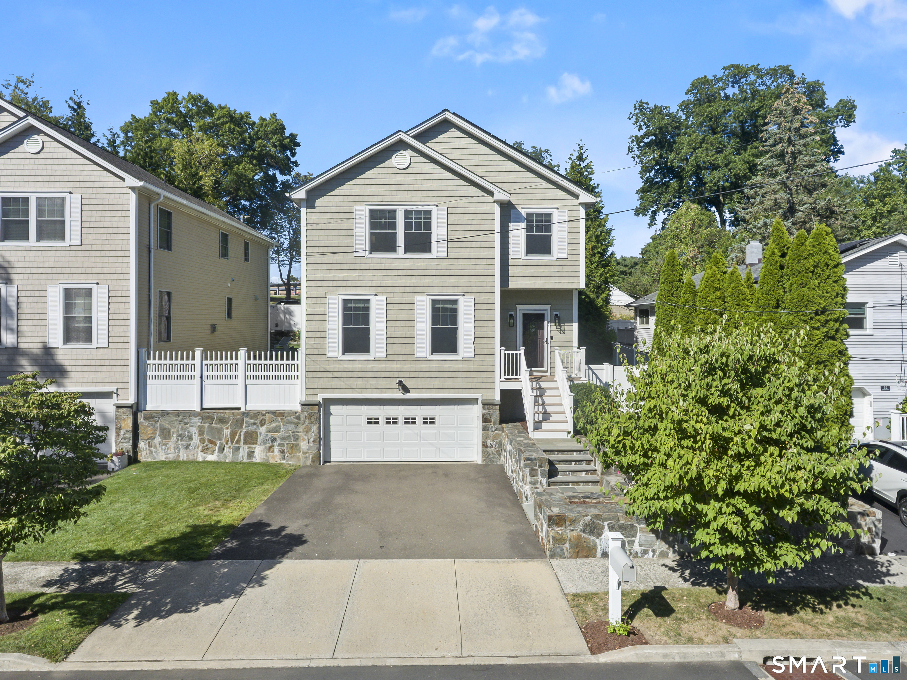 24 Warsaw Street Fairfield, CT 06825 - Photo 1 of 29