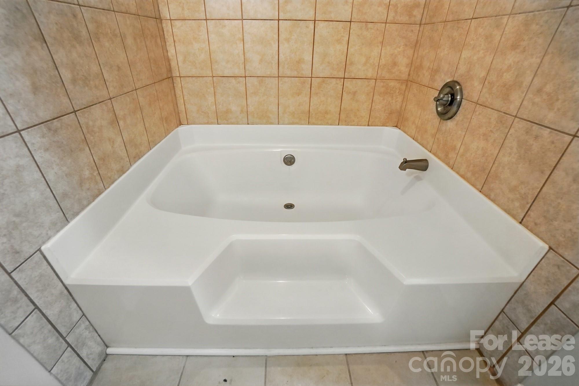 5007 Sharon Road, Unit R Charlotte, NC 28210 - Photo 34 of 43