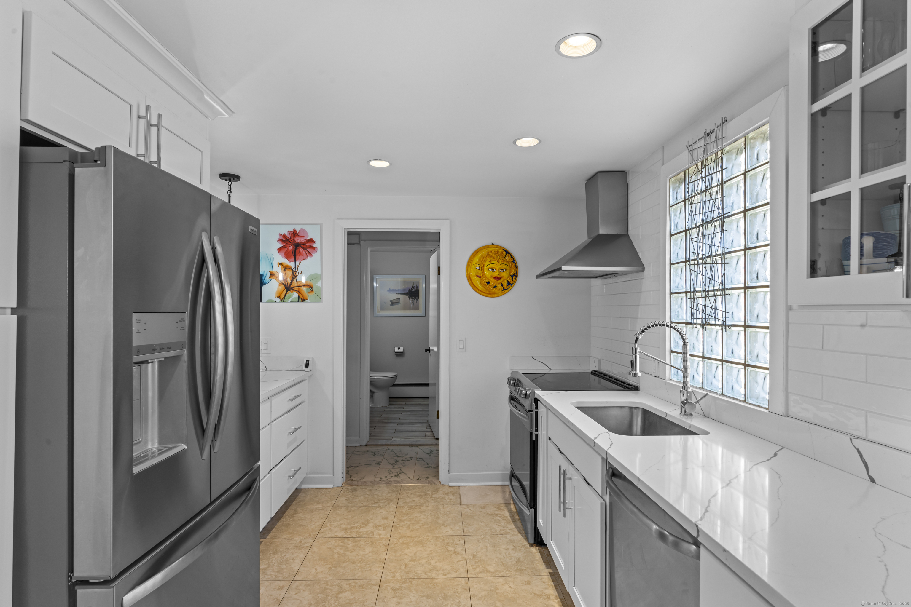 88 Dean Street, Unit 1 Stamford, CT 06902 - Photo 7 of 33