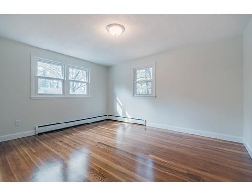 21 Hillview Road North Reading, MA 01864 - Photo 17 of 28 Gallery Image 17