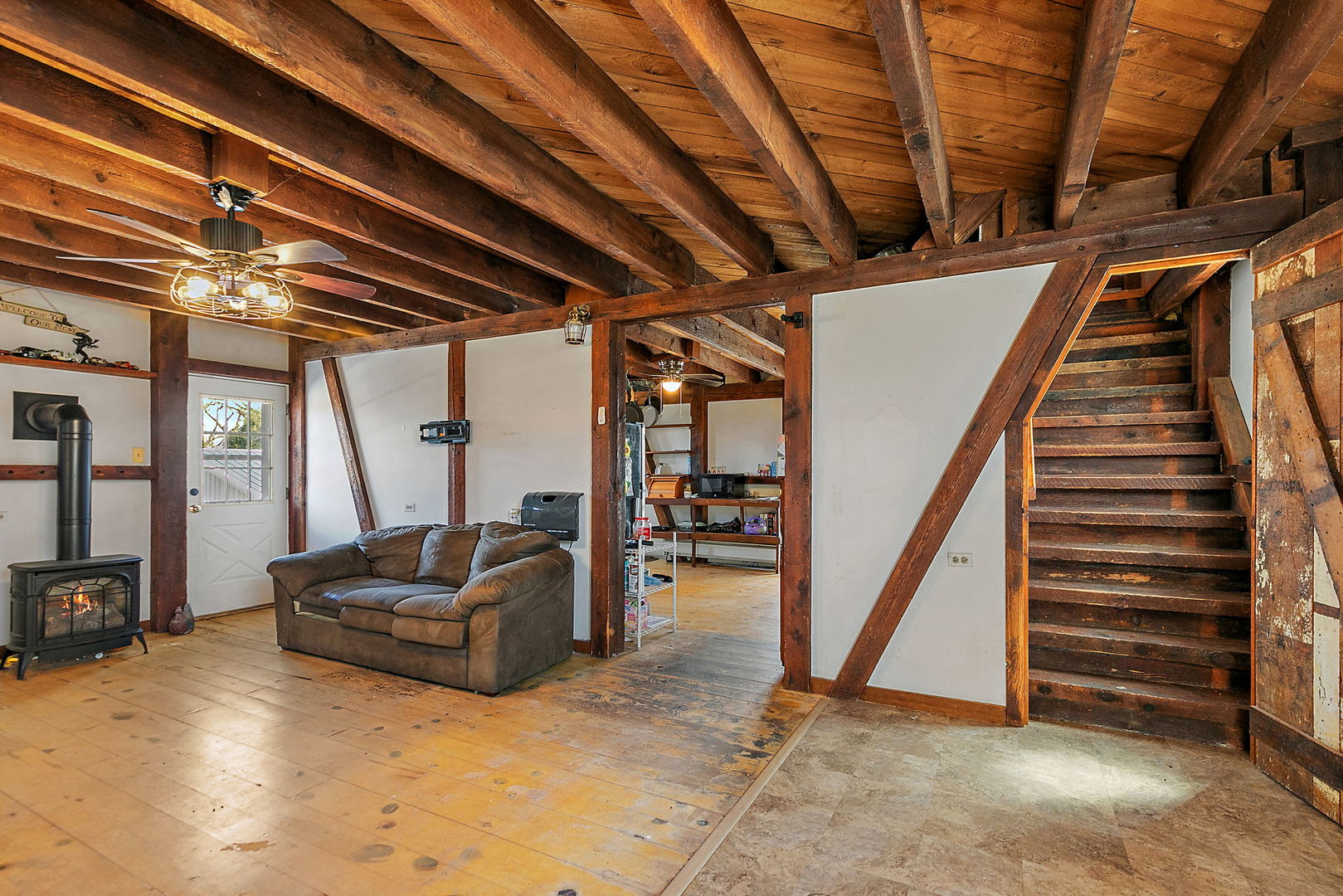 9602 Wright Road Harvard, IL 60033 - Photo 3 of 26 a view of entryway