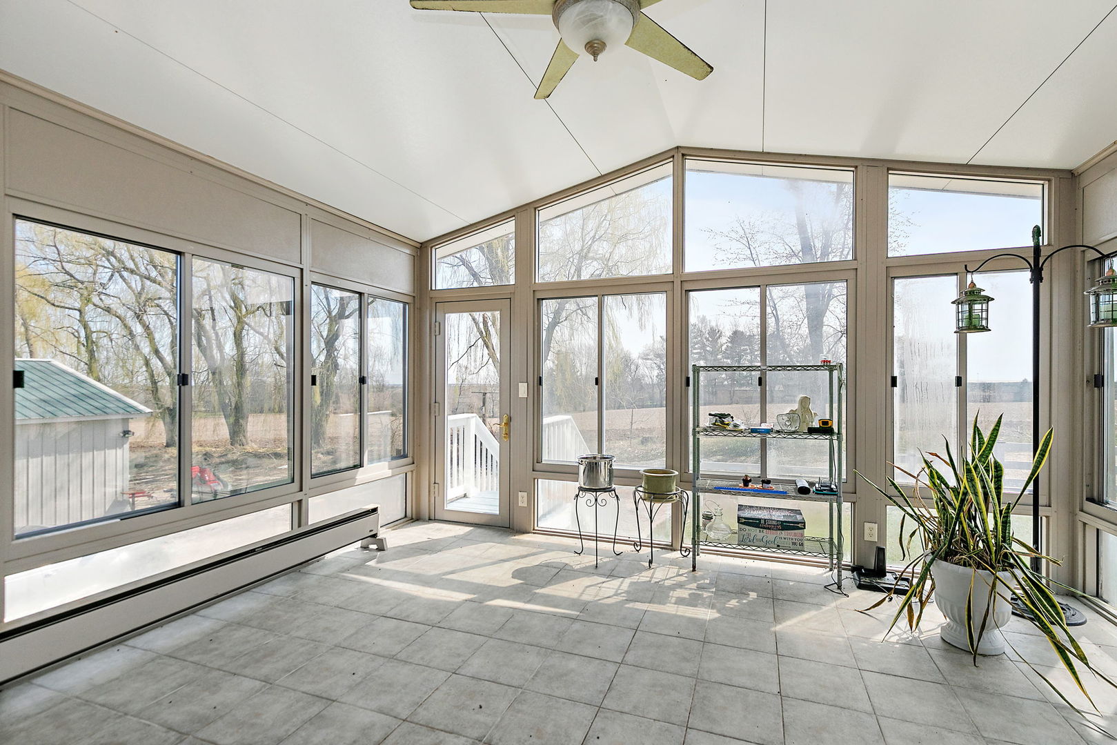 9602 Wright Road Harvard, IL 60033 - Photo 6 of 26 a view of an entryway with wooden floor