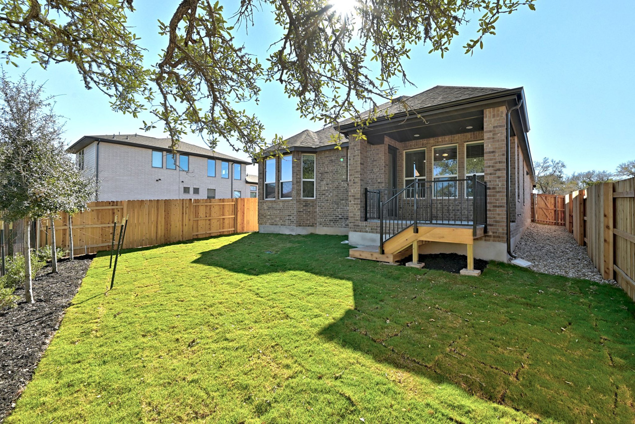 252 Basket Flower Loop Kyle, TX 78640 - Photo 14 of 19