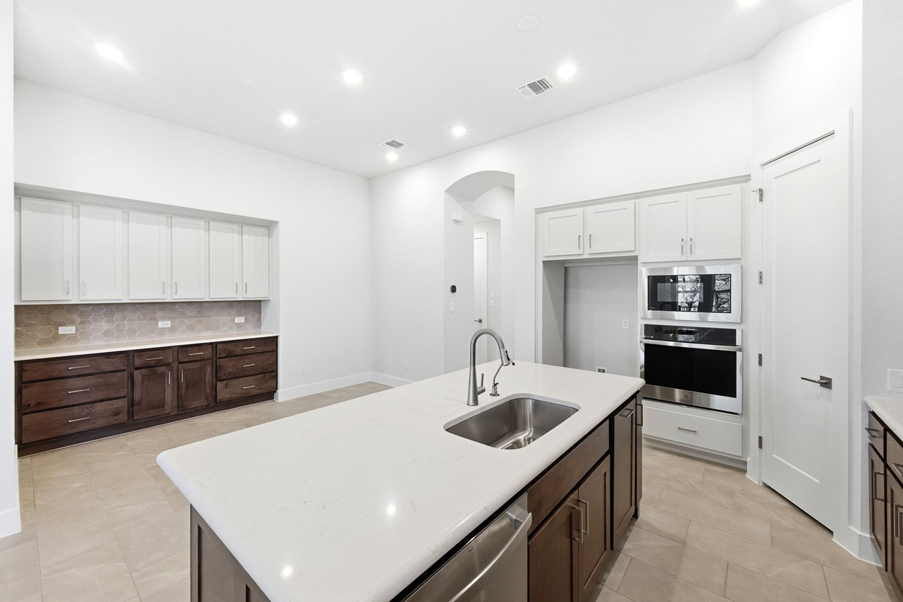 252 Basket Flower Loop Kyle, TX 78640 - Photo 4 of 19