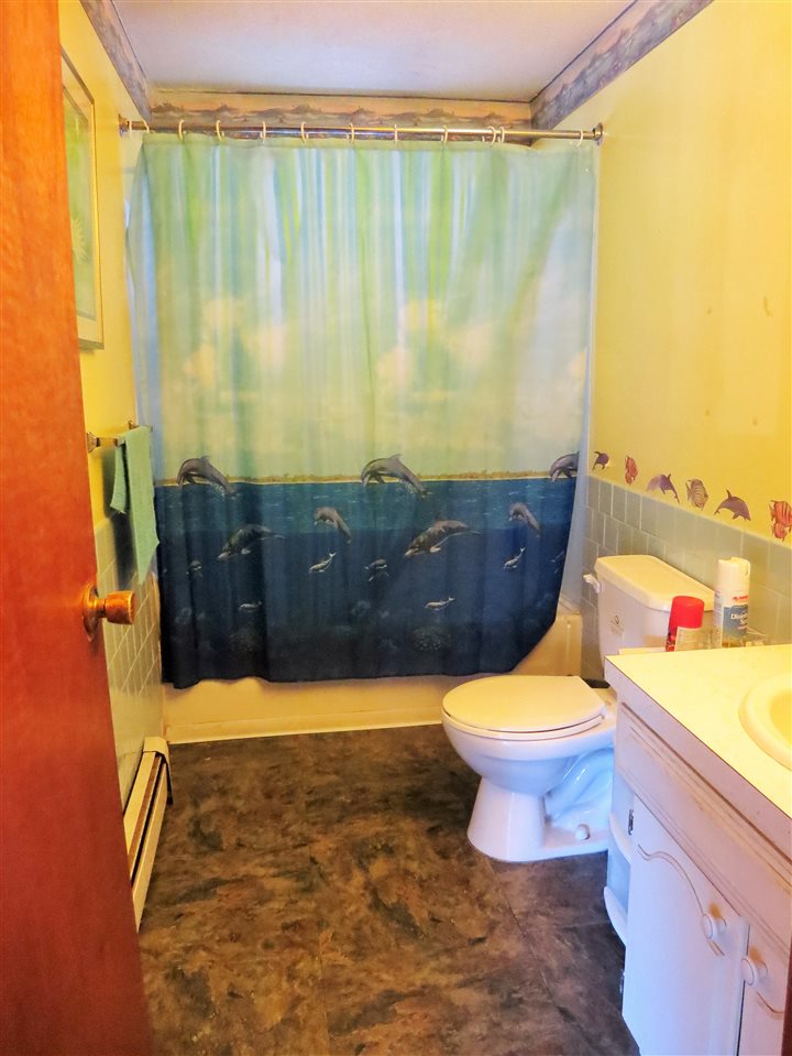 45 Harbour Road Bennington, VT 05201 - Photo 8 of 16