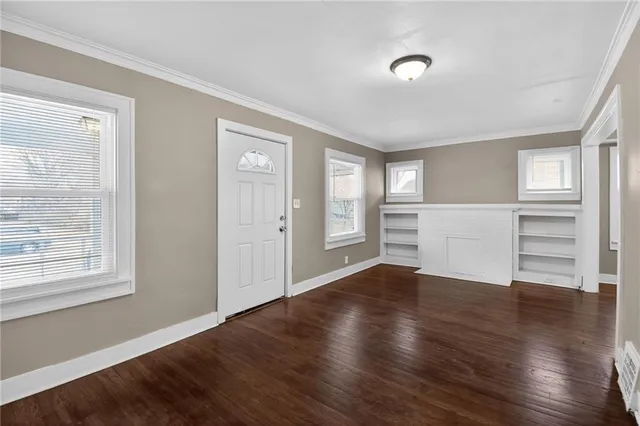 $109,900 | 2407 East 68th Terrace, Kansas City, MO 64132
