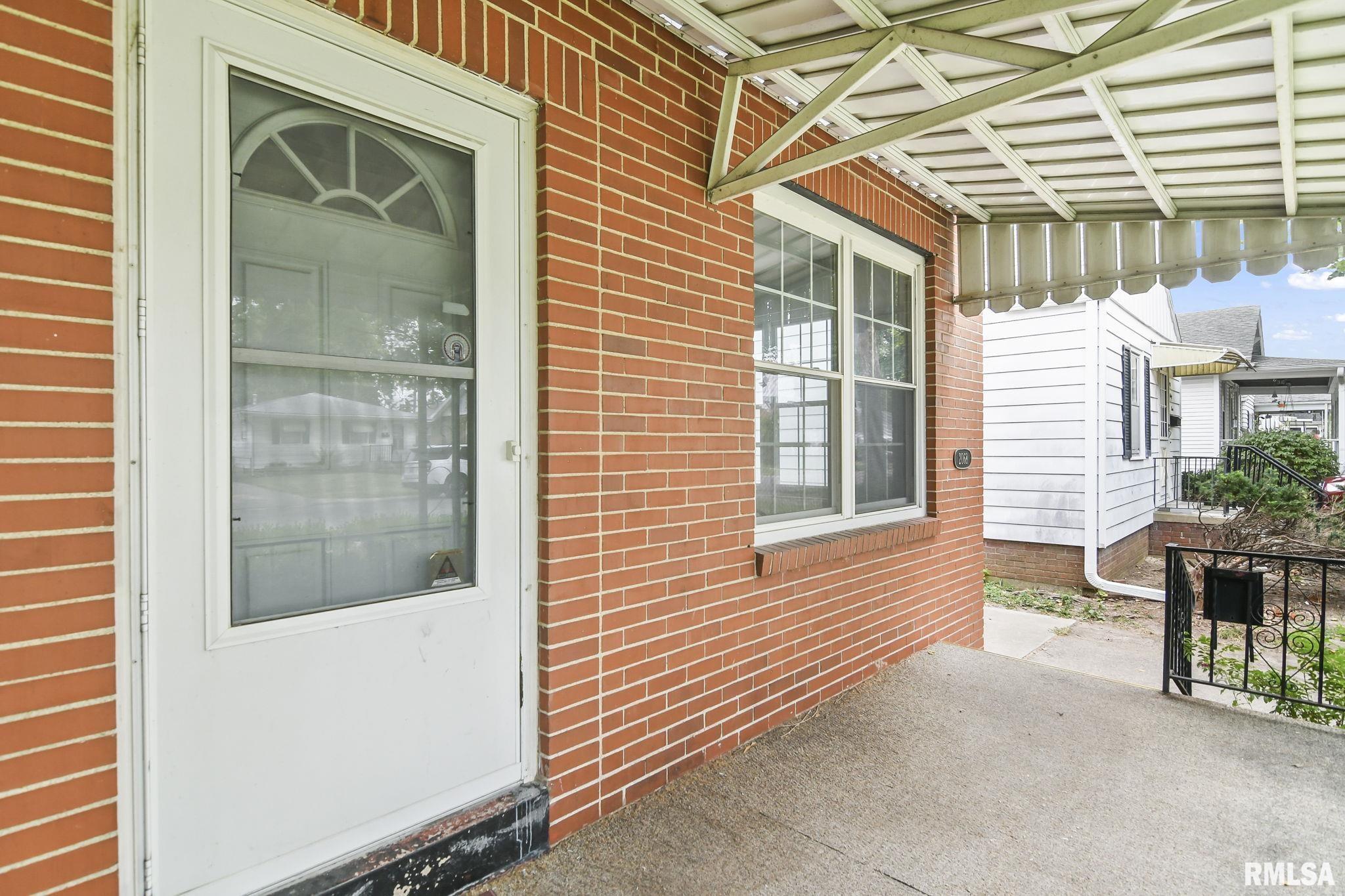 2068 North 7th Street Springfield, IL 62702 - Photo 4 of 25