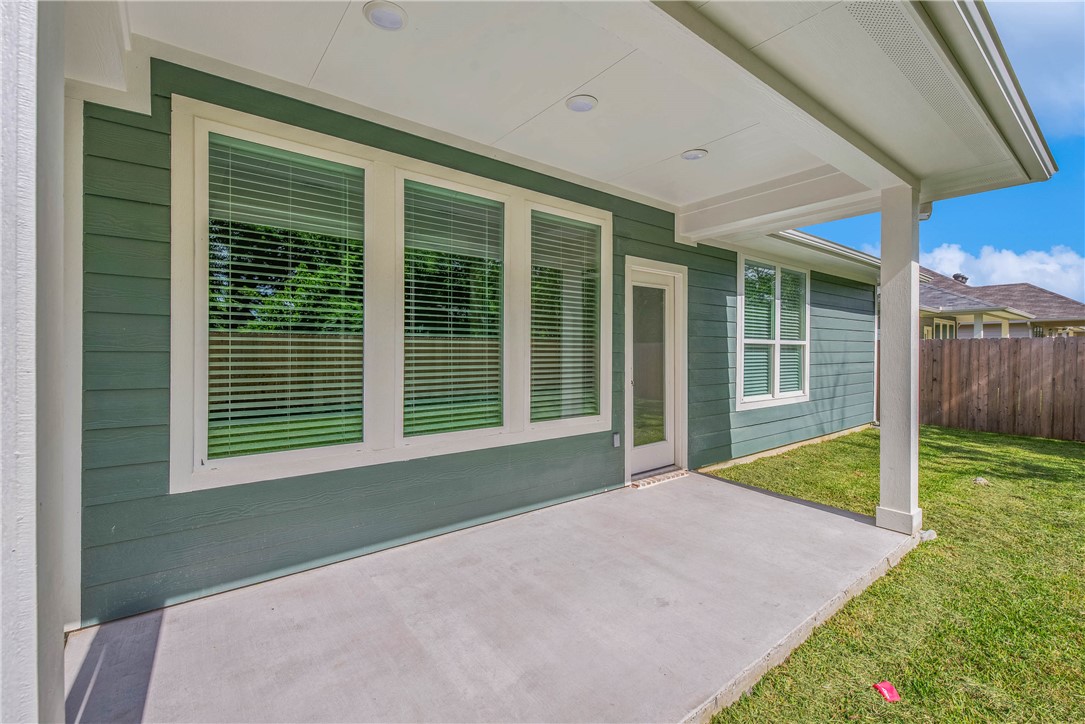 2799 Buccaneer Trail Bryan, TX 77803 - Photo 15 of 16 Photos depict previously completed Emily with elevation B. Selections and finishes may vary; please contact an RNL sales team for the latest information on this home.