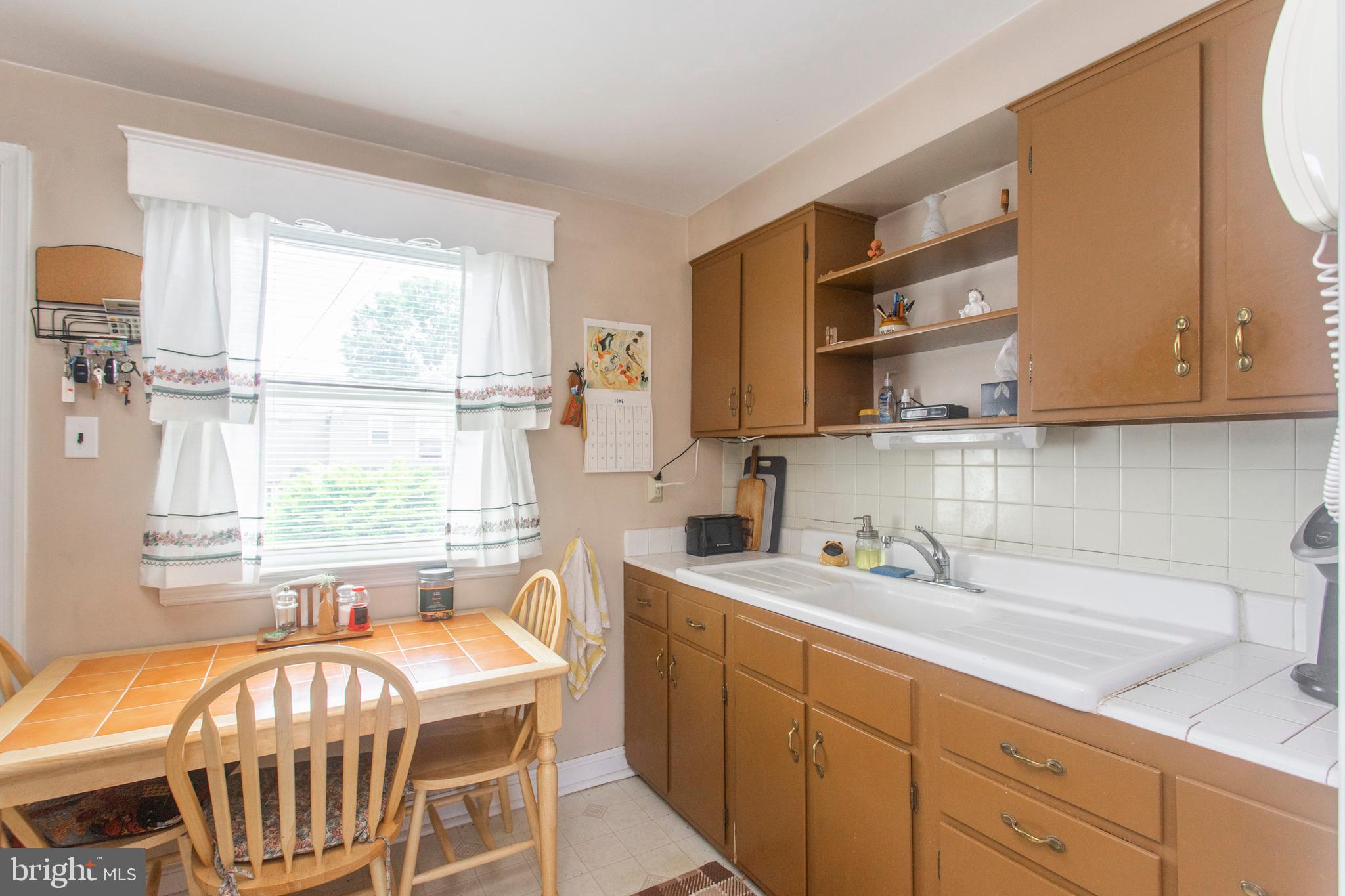 215 Farnham Road Havertown, PA 19083 - Photo 14 of 36 Kitchen