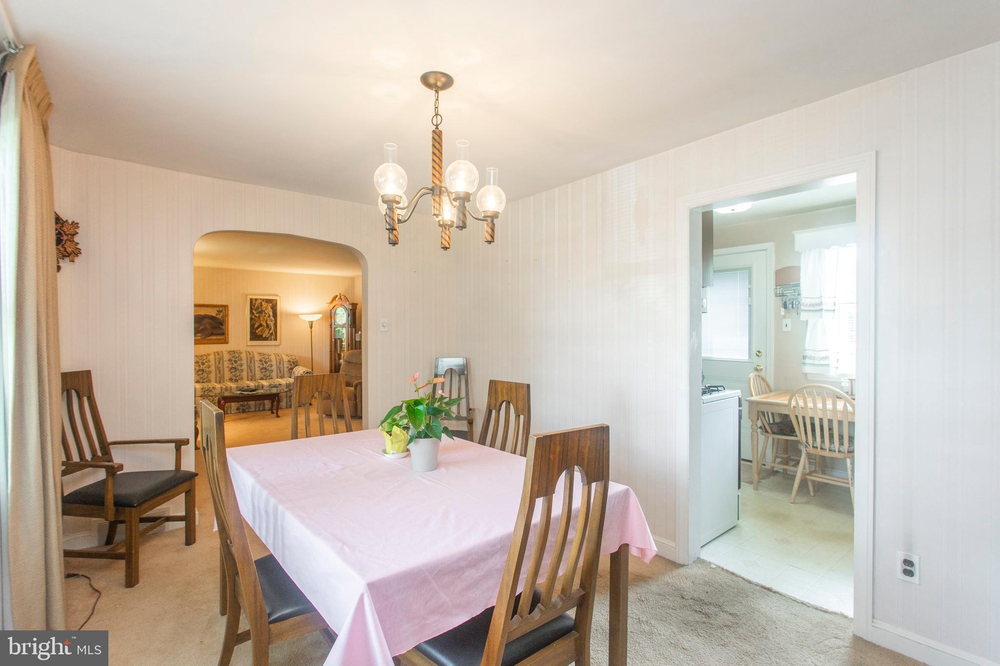 215 Farnham Road Havertown, PA 19083 - Photo 8 of 36 Dining Room