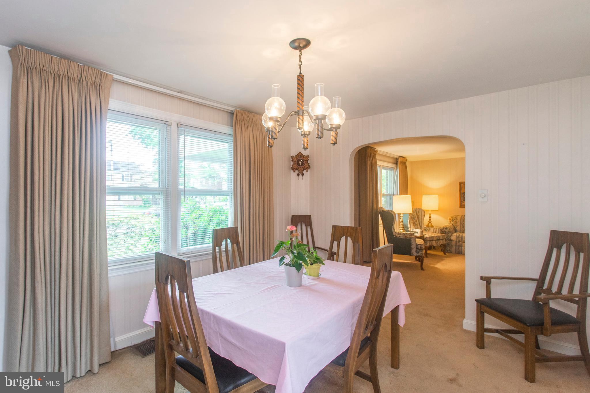 215 Farnham Road Havertown, PA 19083 - Photo 9 of 36 Dining Room