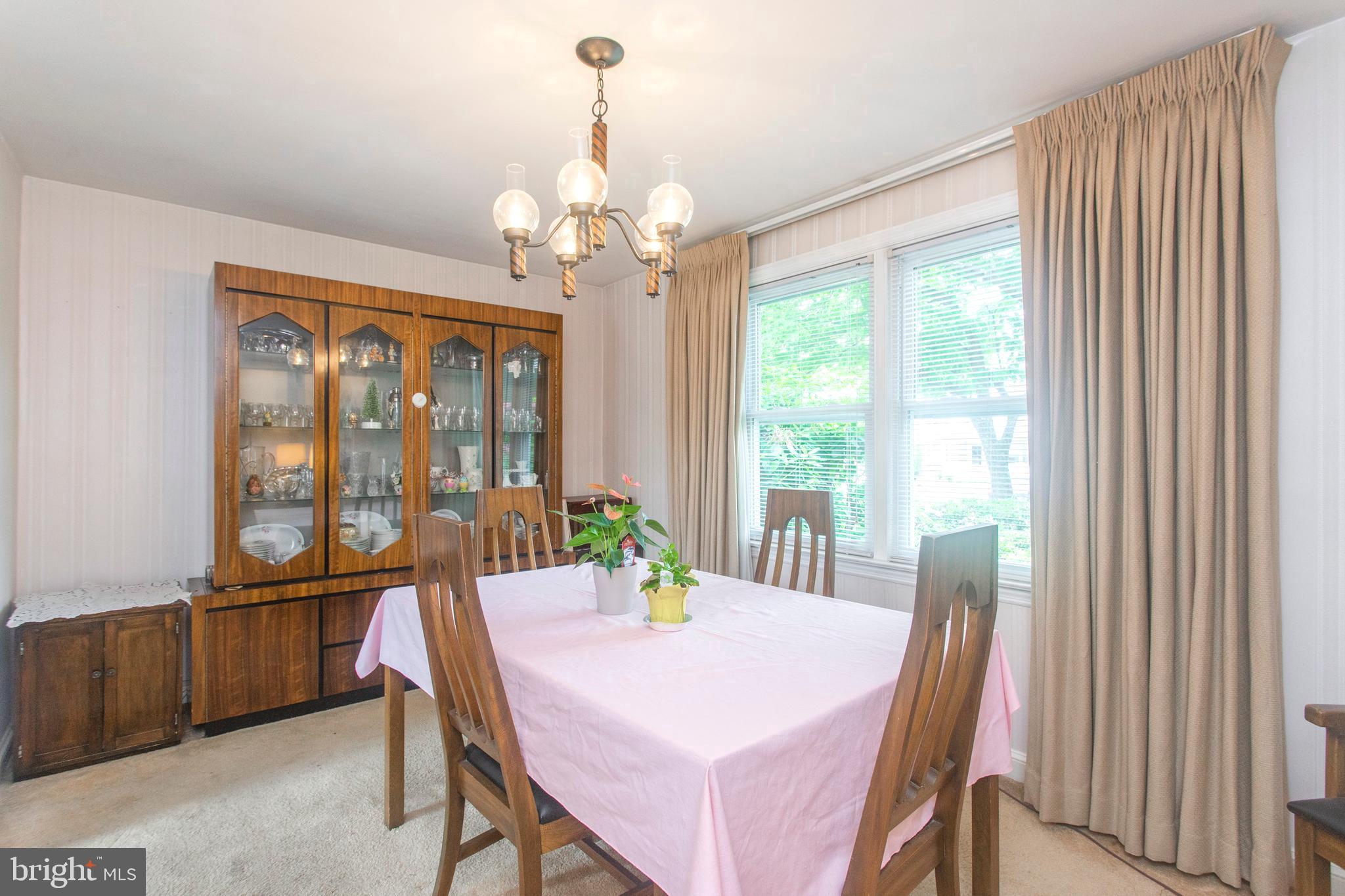 215 Farnham Road Havertown, PA 19083 - Photo 10 of 36 Dining Room
