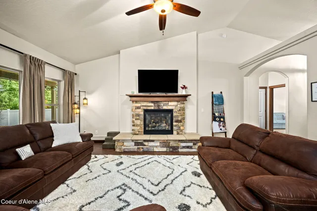 $715,000 | 6966 North Glensford Drive, Coeur D'Alene, ID 83815