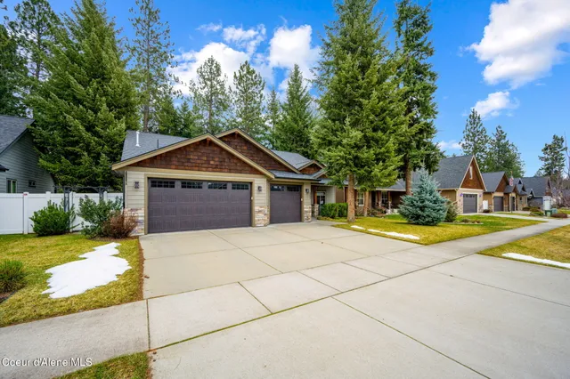 $715,000 | 6966 North Glensford Drive, Coeur D'Alene, ID 83815