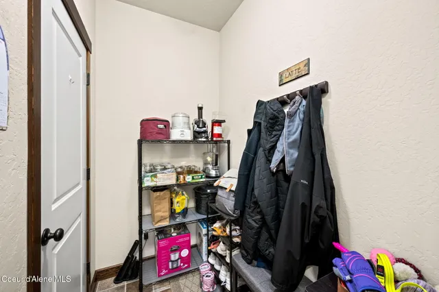 $715,000 | 6966 North Glensford Drive, Coeur D'Alene, ID 83815