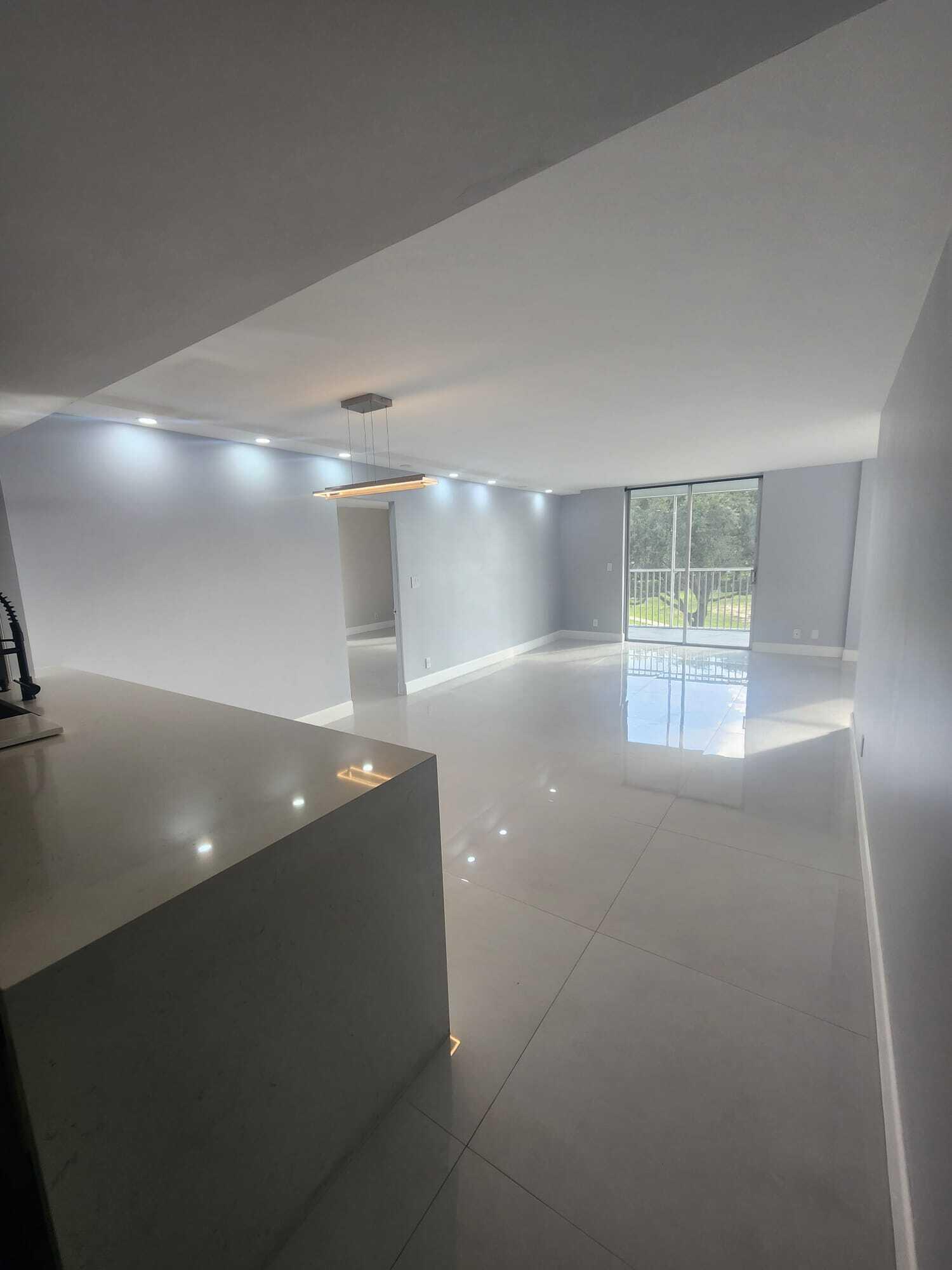 5301 Northwest 2nd Avenue, Unit 307 Boca Raton, FL 33487 - Photo 19 of 34 d8d10cab-588c-4103-b6bd-d466857ca2cb