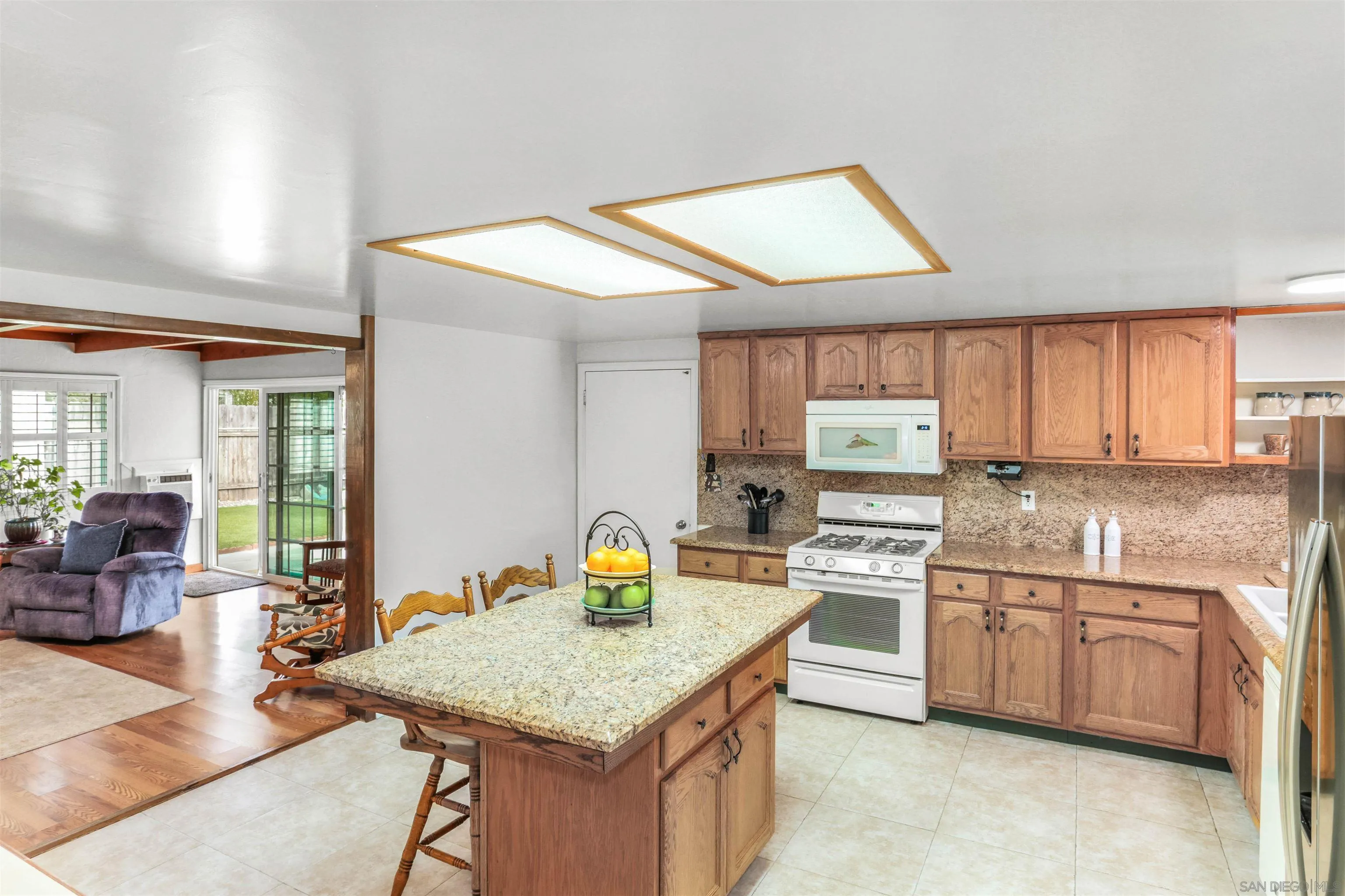 13209 Neddick Avenue Poway, CA 92064 - Photo 4 of 27