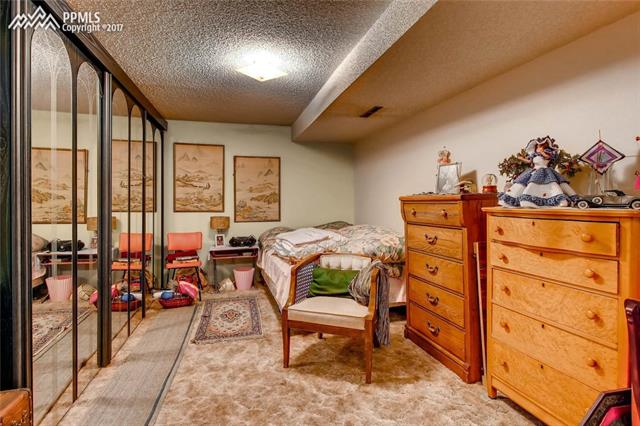 3402 Santa Rosa Street Colorado Springs, CO 80909 - Photo 21 of 28 Gallery Image 21
