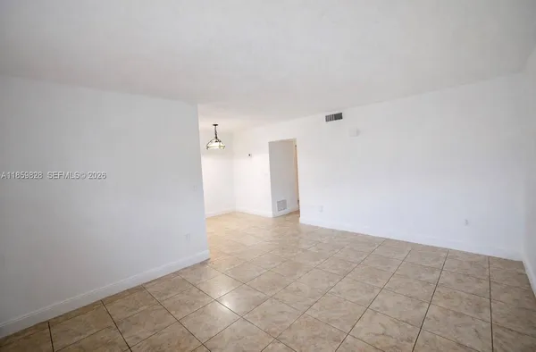 $1,750 | 12275 Northeast 19th Avenue, Unit 4, North Miami, FL 33181