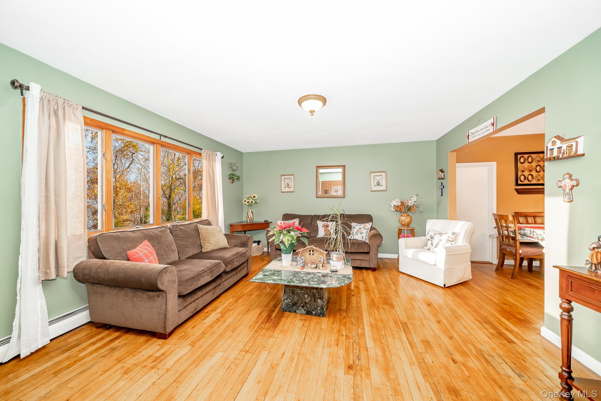 1175 Little E Neck Road West Babylon, NY 11704 - Photo 15 of 19