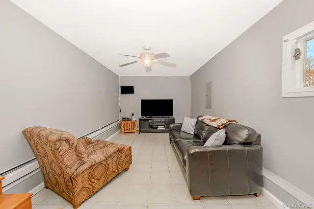 $589,000 | 1175 Little E Neck Road, West Babylon, NY 11704