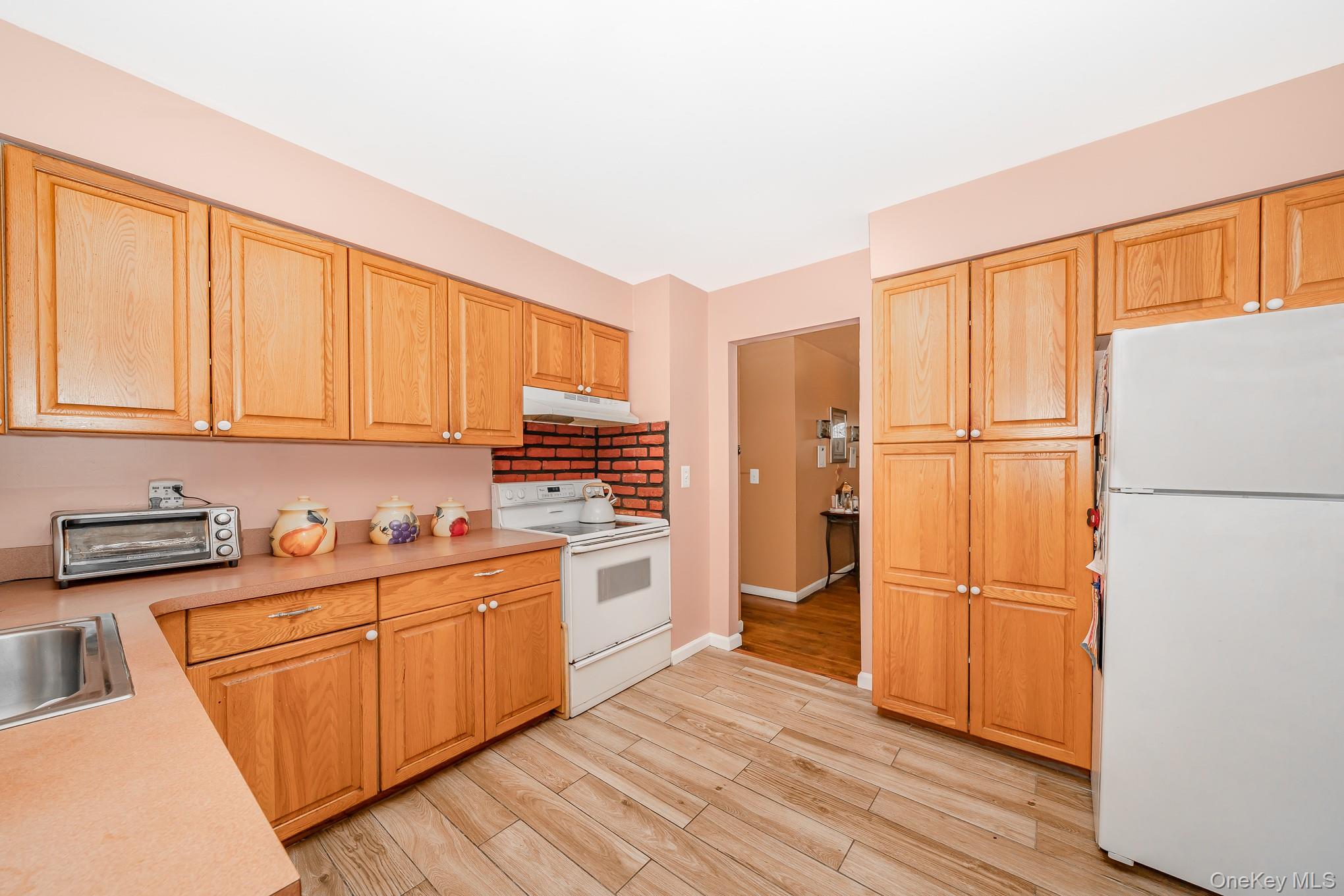 1175 Little E Neck Road West Babylon, NY 11704 - Photo 9 of 19