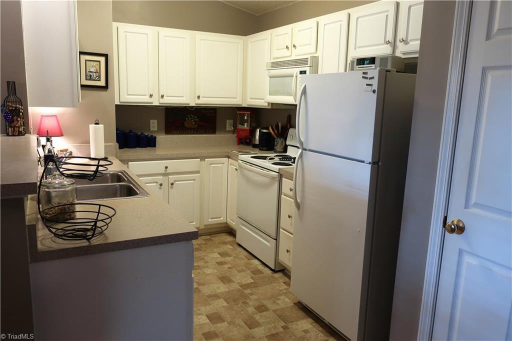 160 James Road, Unit 3B High Point, NC 27265 - Photo 9 of 18