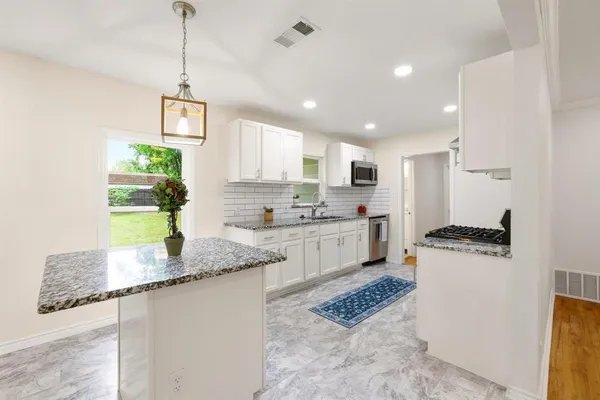 $260,000 | 2401 Sunset Street, Denison, TX 75020