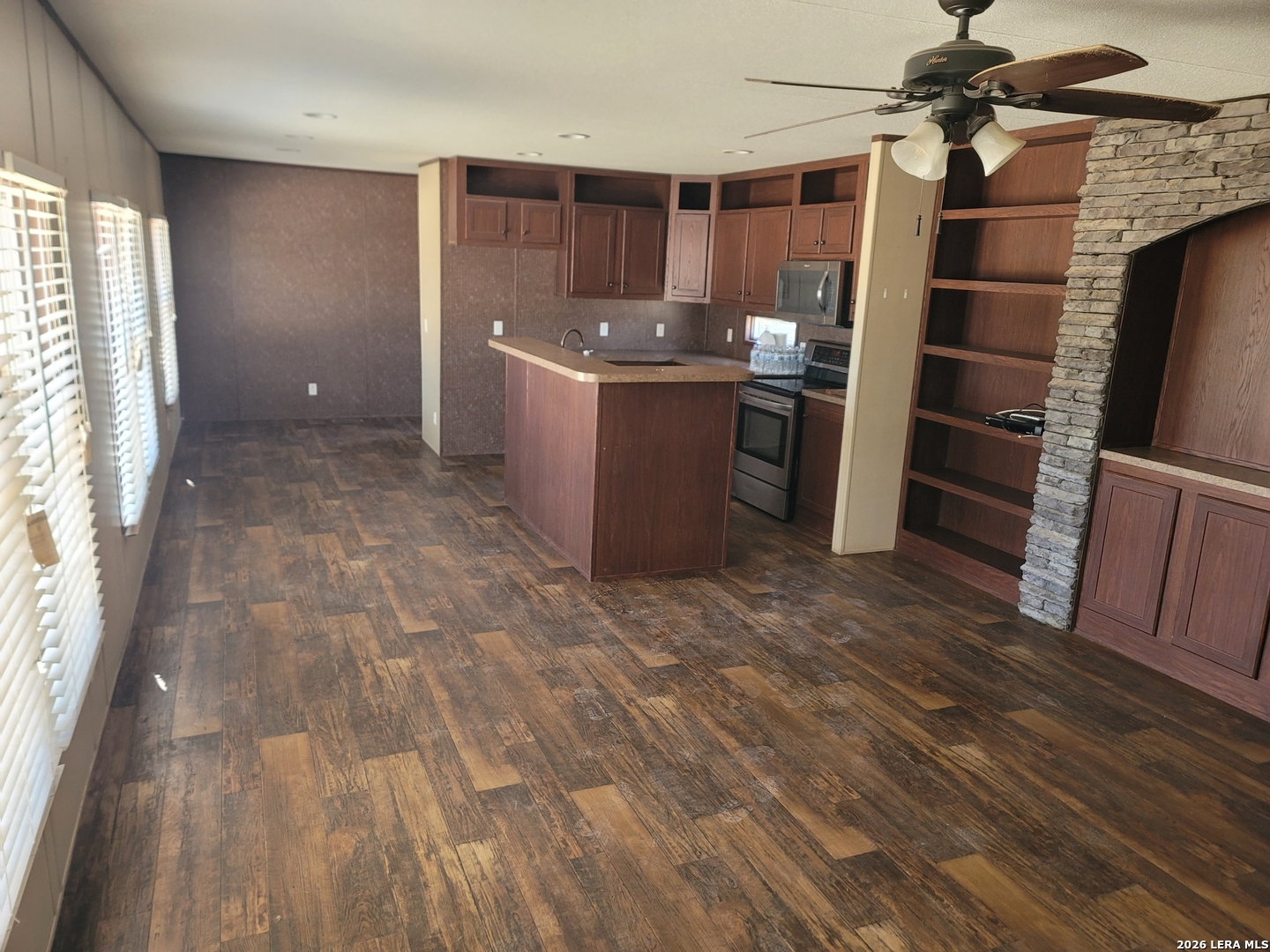 29 North Creek Loop Comfort, TX 78013 - Photo 3 of 7