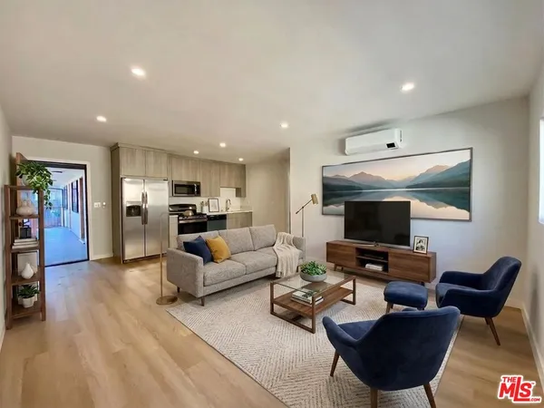 $2,795 | 3207 West 3rd Street, Unit 3, Los Angeles, CA 90020
