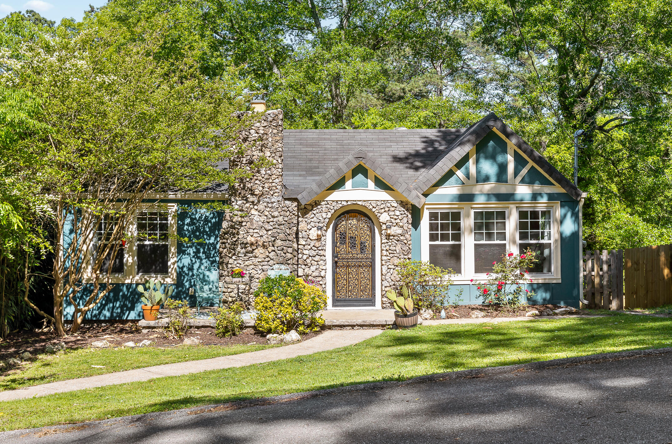 205 Booth Road Chattanooga, TN 37411 - Photo 3 of 33 Booth-2