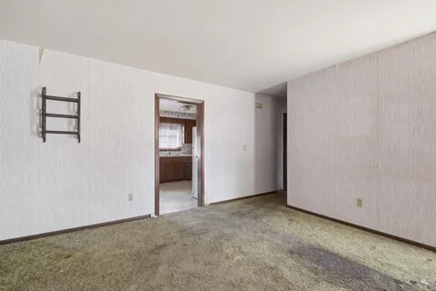 $329,000 | 11 Thompson Avenue, Hooksett, NH 03106