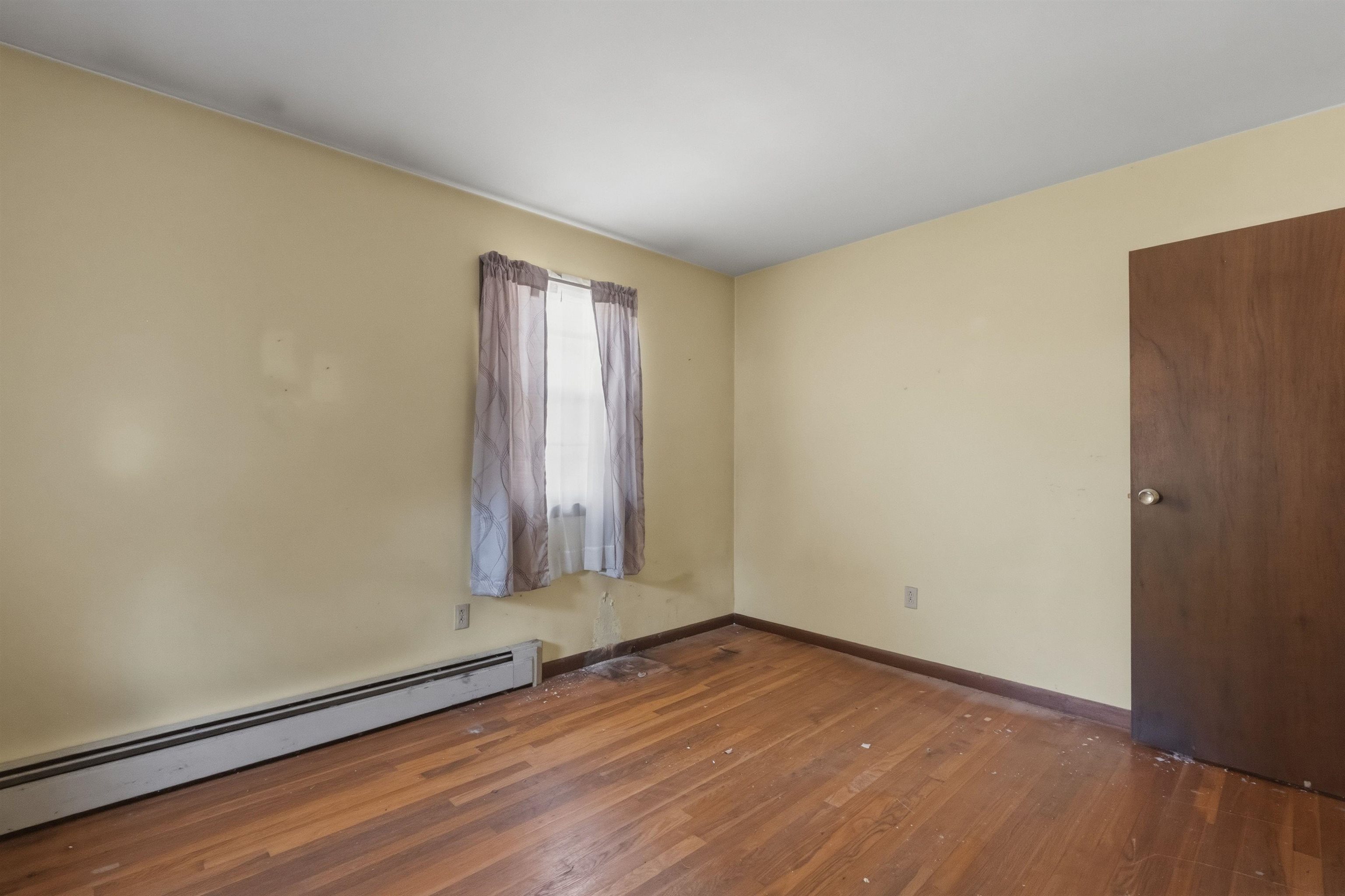 11 Thompson Avenue Hooksett, NH 03106 - Photo 19 of 38
