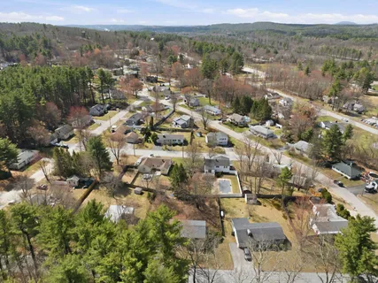$329,000 | 11 Thompson Avenue, Hooksett, NH 03106