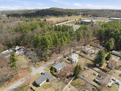 $329,000 | 11 Thompson Avenue, Hooksett, NH 03106