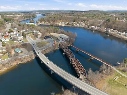 $329,000 | 11 Thompson Avenue, Hooksett, NH 03106