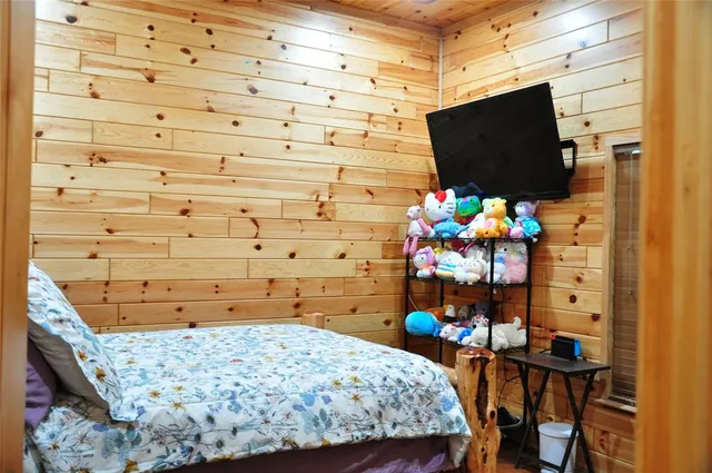 $425,000 | 2510 County Road 2403, Canton, TX 75103