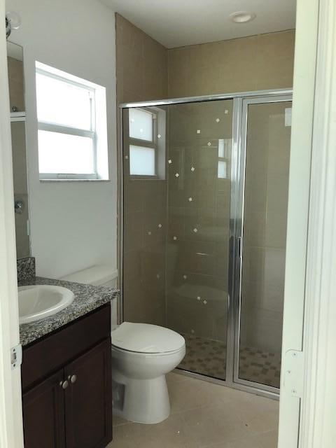 3709 Kirk Road Palm Springs, FL 33461 - Photo 5 of 5 mstr bth