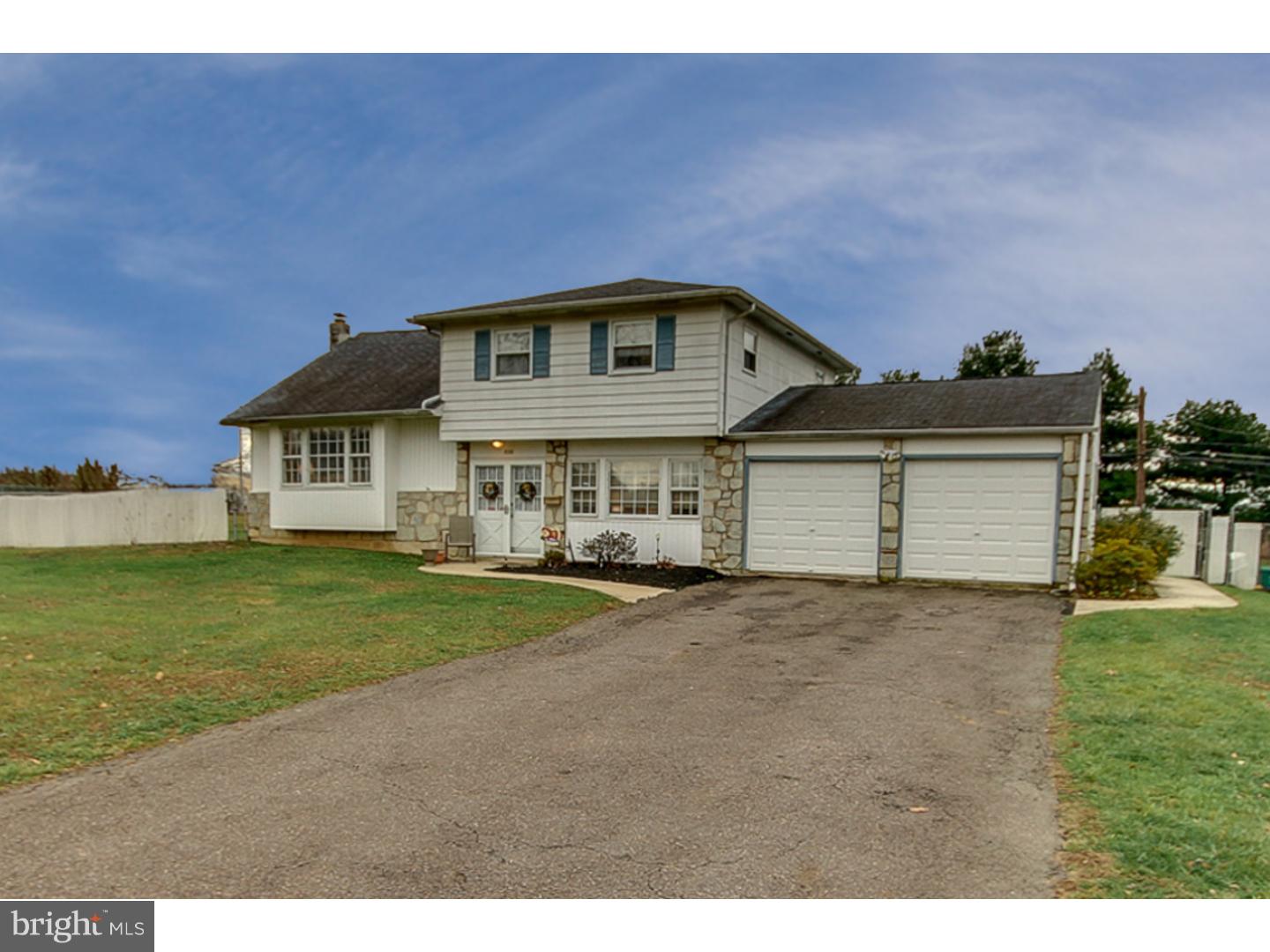 820 Hanford Road Fairless Hills, PA 19030 - Photo 2 of 24 Exterior Front